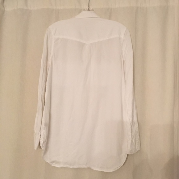 Anthropologie’s Cloth and Stone white blouse! - Picture 2 of 2